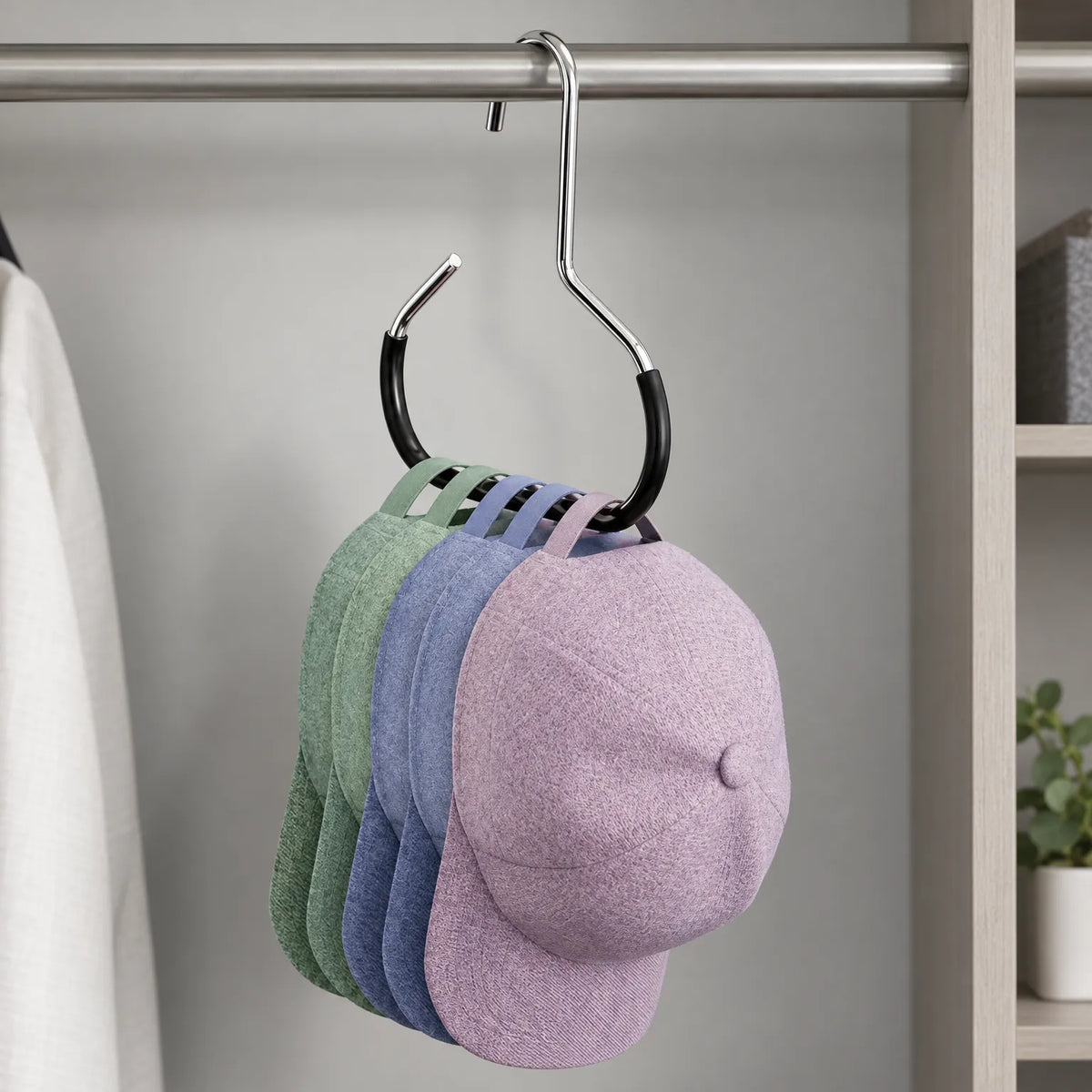 CapHolda - Space-Saving Hat Hanger